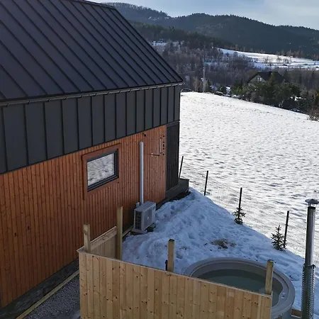 Widokowe Stodoly Balia Z Hydromasazem Na Wylacznosc Chyszowki